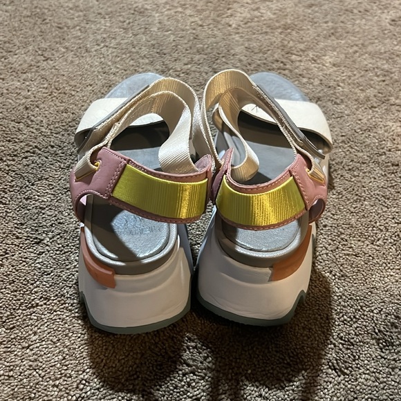 Sorel Sandals - Picture 3 of 4